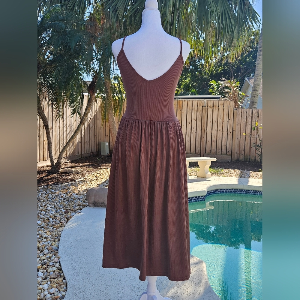 NEW Sinsay Brown Sleeveless Summer Dress Size S Casual Resortwear Minimalist - Picture 8 of 15